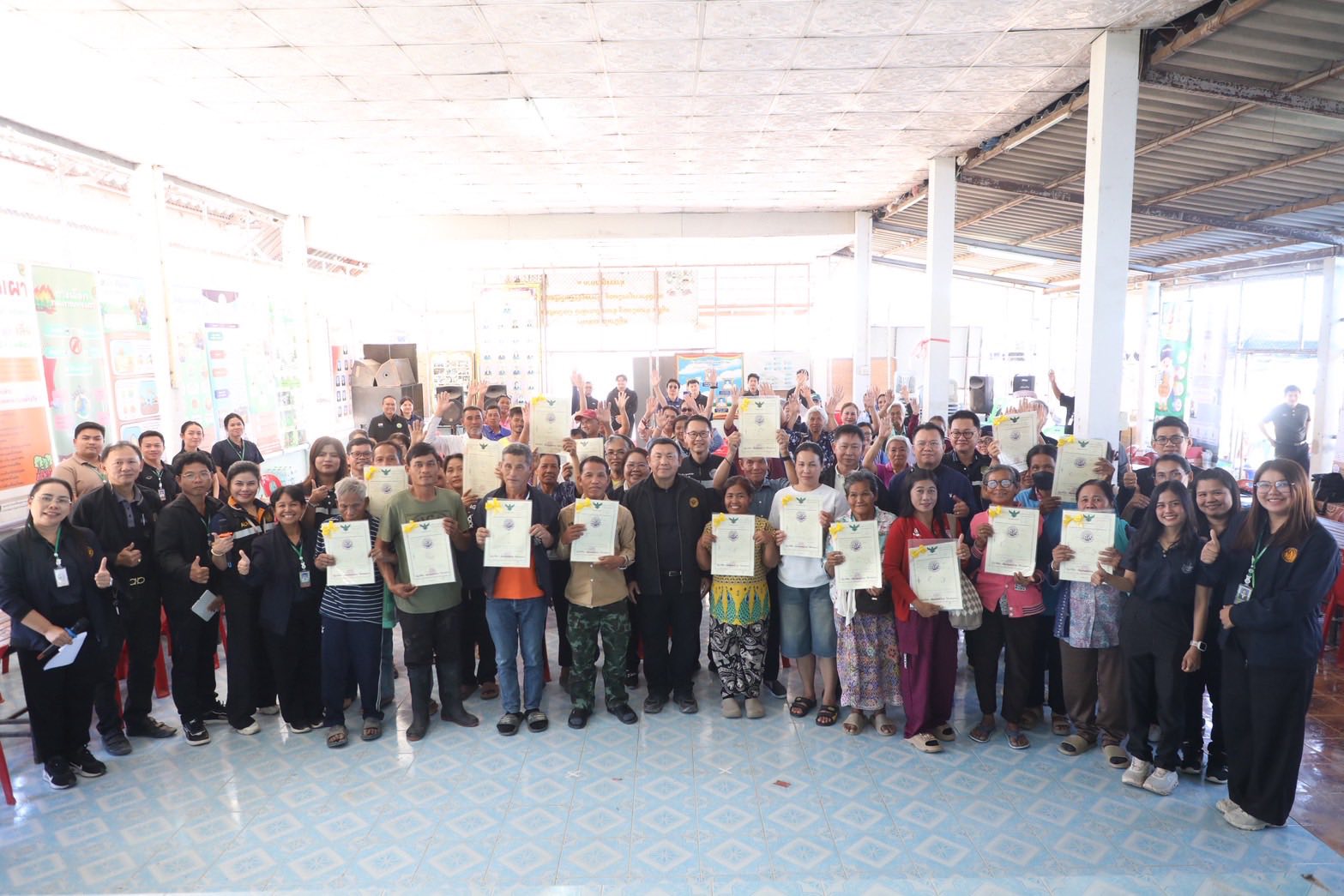 title - “ส.ป.ก. ไม่ทิ้งใครไว้ข้างหลัง” เลขาฯ สั่งลุย ศูนย์เคลื่อนที่ เร่งช่วยเกษตรกรในเขตปฏิรูปที่ดินในพื้นที่เสี่ยงภัย